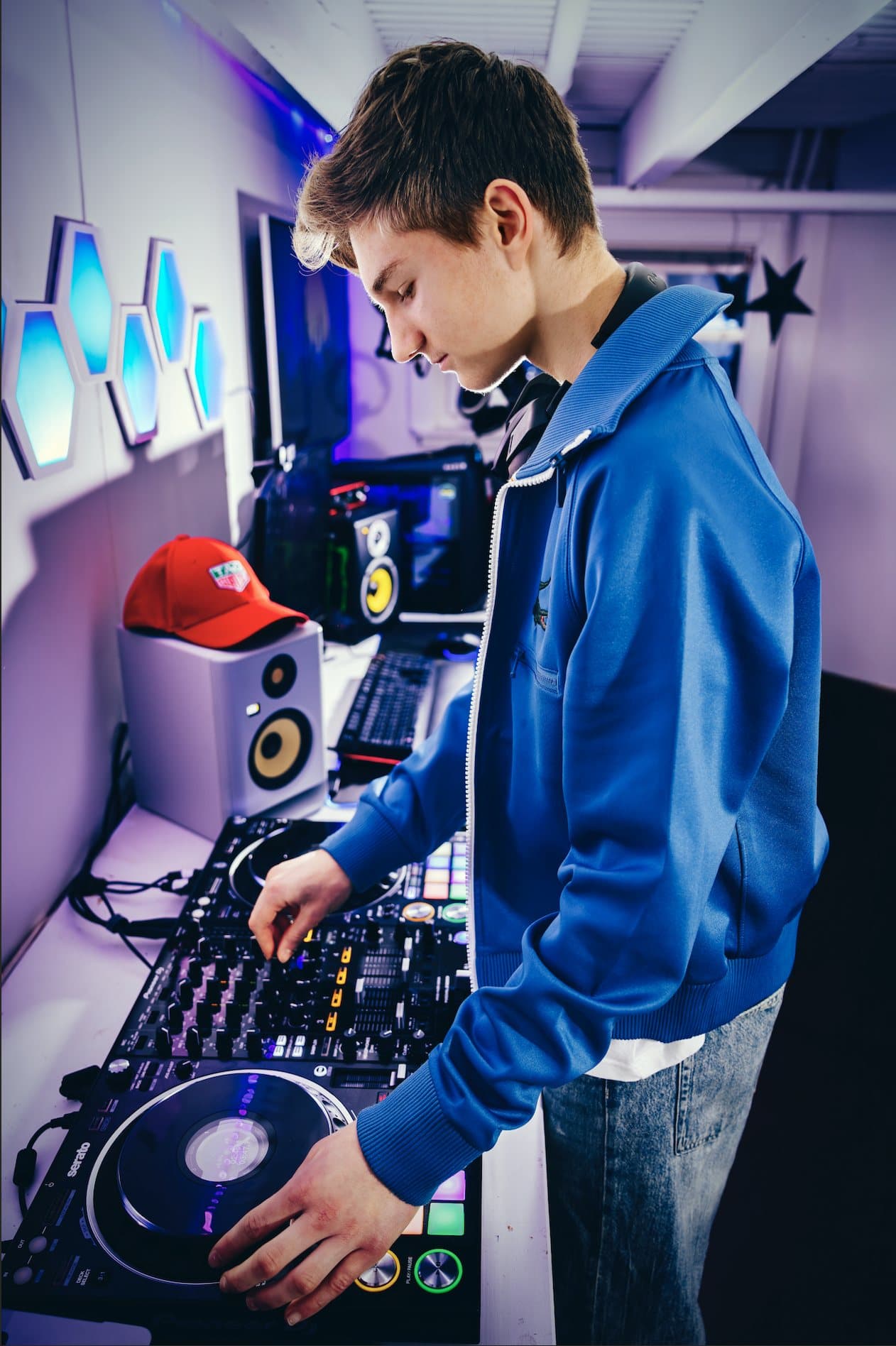 Olivier Werger at the mixing desk